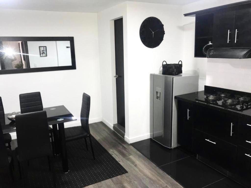 Estadio Apartamentos Medellín Zewnętrze zdjęcie